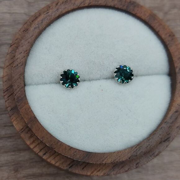 Platinum Plated 925 Silver May Birthstone CZ Stud Earrings - Picture 4 of 6